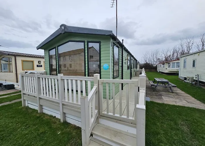 7 Ash Grove Lyons Robin Hood Rhyl